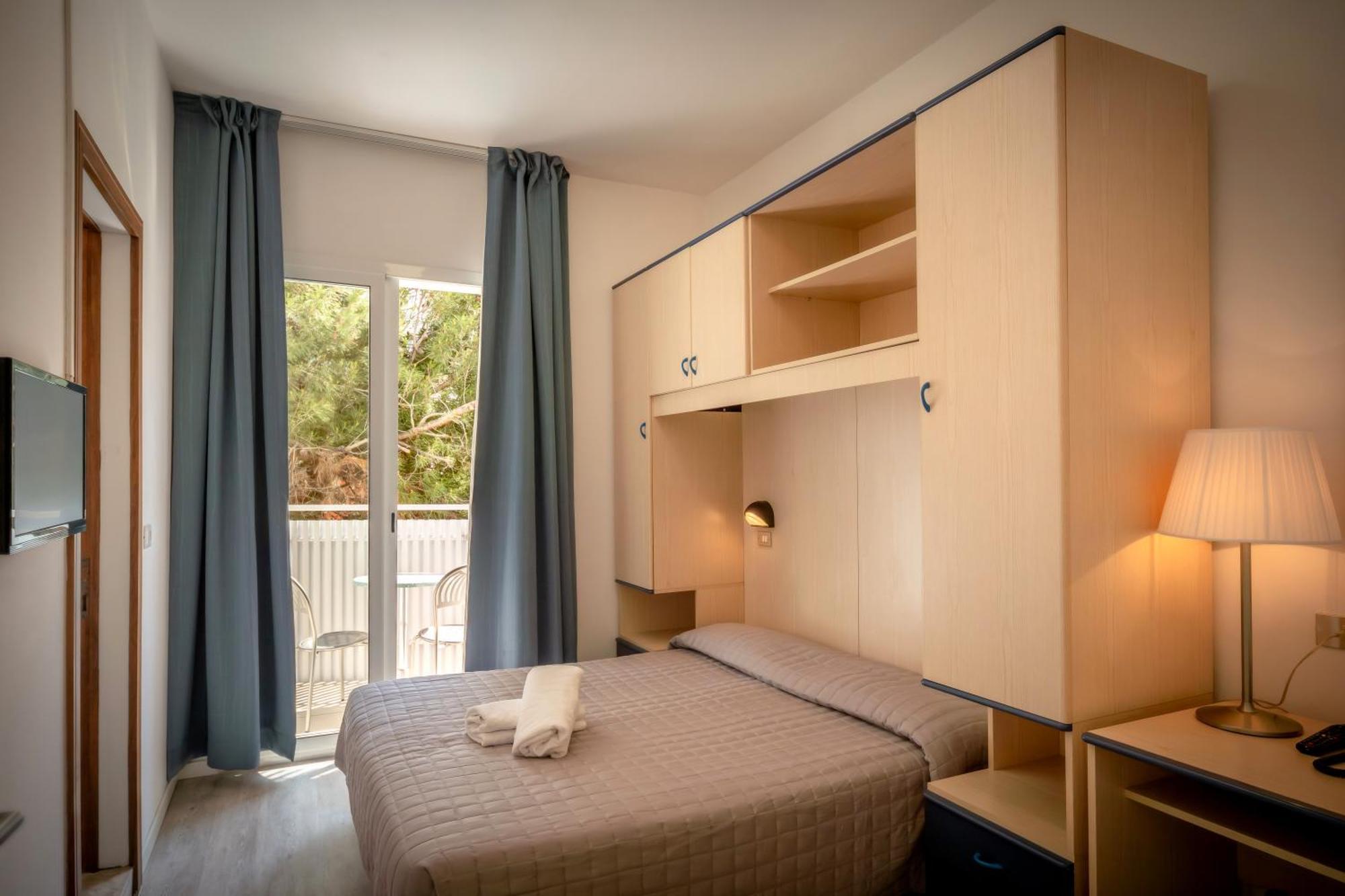 Hotel Firenze Caorle Dış mekan fotoğraf