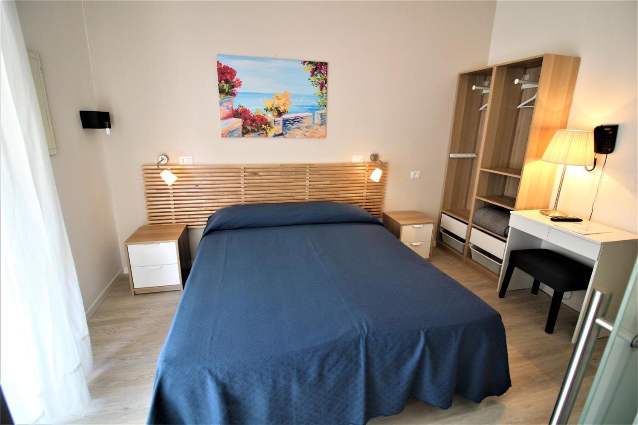 Hotel Firenze Caorle Dış mekan fotoğraf